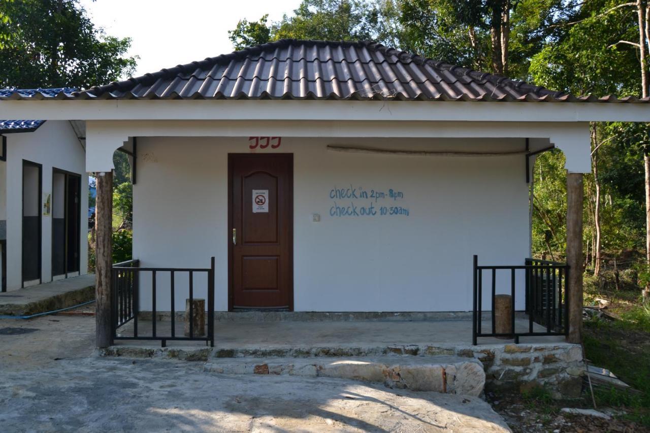 Fat Monkey Hostel Kaoh Touch Εξωτερικό φωτογραφία